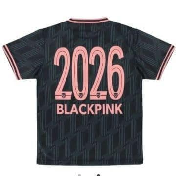 FC東京×BLACKPINK ブラック コンフィットTシャツ　Lサイズ