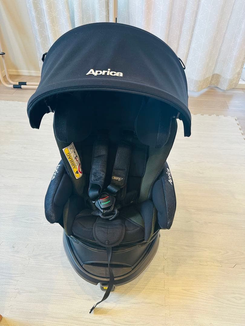 アップリカ チャイルドシート フラディアグロウisofix グリーン