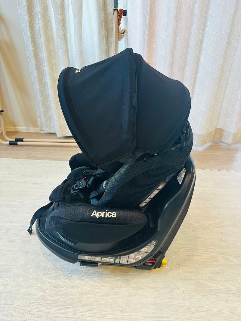 アップリカ チャイルドシート フラディアグロウisofix グリーン