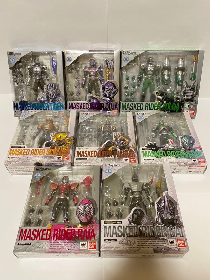 【新品】【美品】　shfiguarts 仮面ライダー龍騎　シリーズ　14点セット