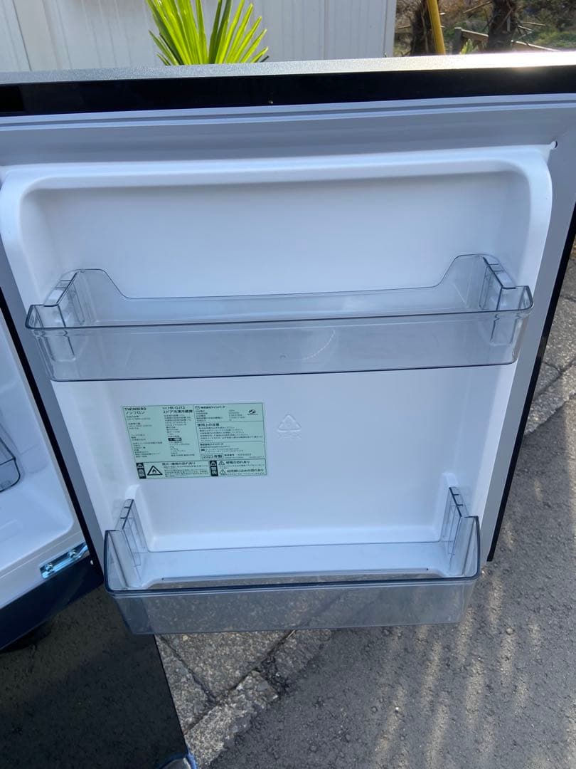 T121超極美品TWINBIRD 2023年製 121L ミラーデザイン 冷蔵庫