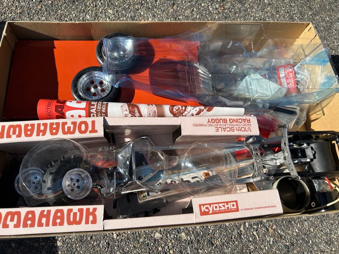 KYOSHO京商　トマホーク　オフロードレーサー　電動ラジコン　レーシングバギー
