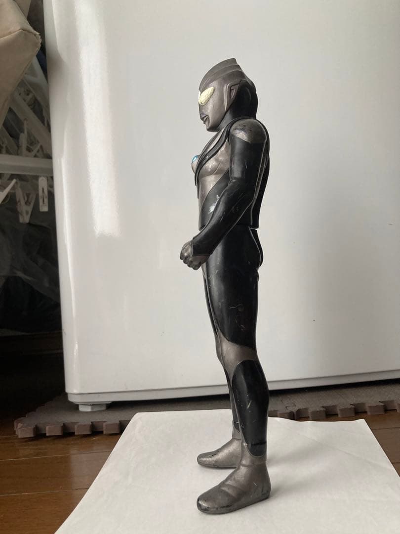ウルトラマンティガ　ダーク　33cm