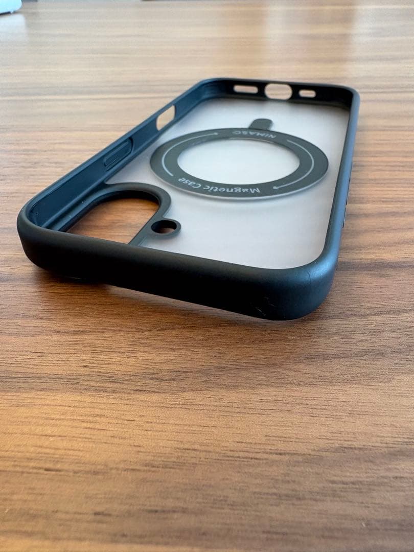 t*3様 iPhone16 ブラック 256GB ケース・保護ガラス付き 容量9