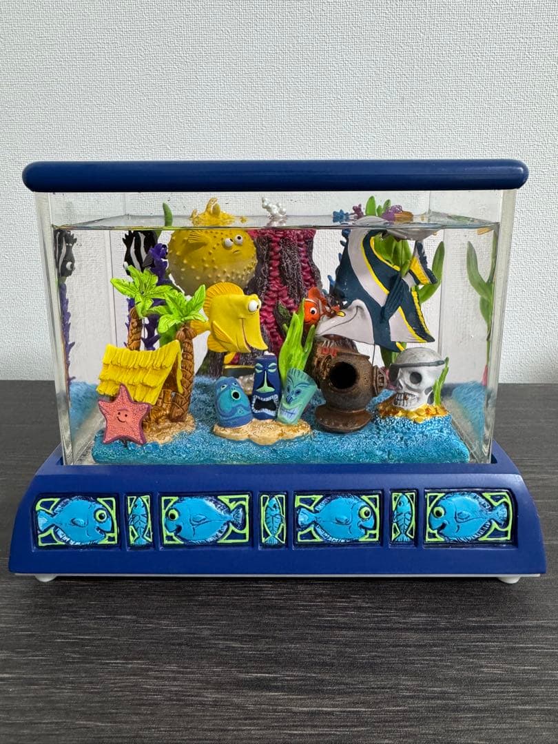 ファインディング・ニモ　アクアリウム水槽型オルゴール
