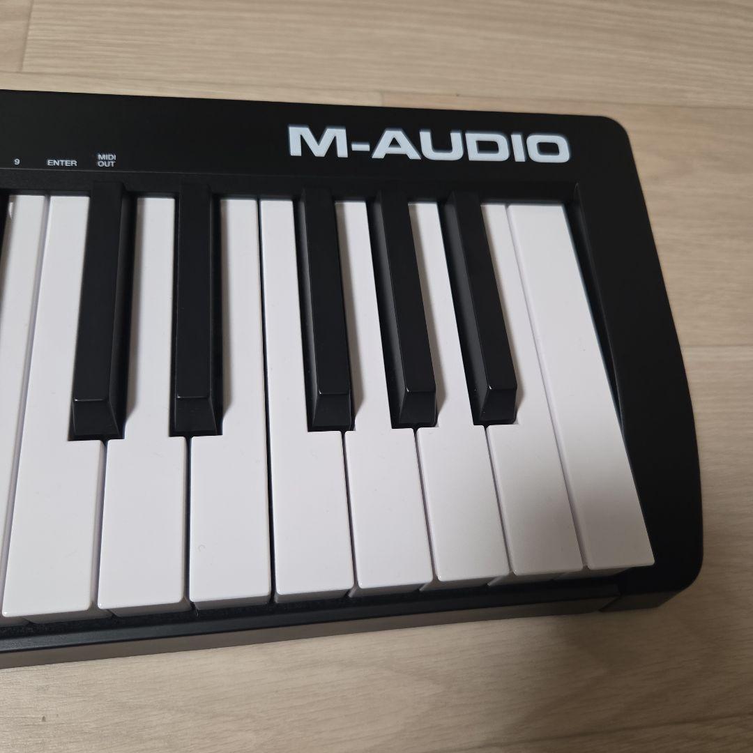 M-AUDIO KEYSTATION 61 MK3 本体　説明書　付属USB