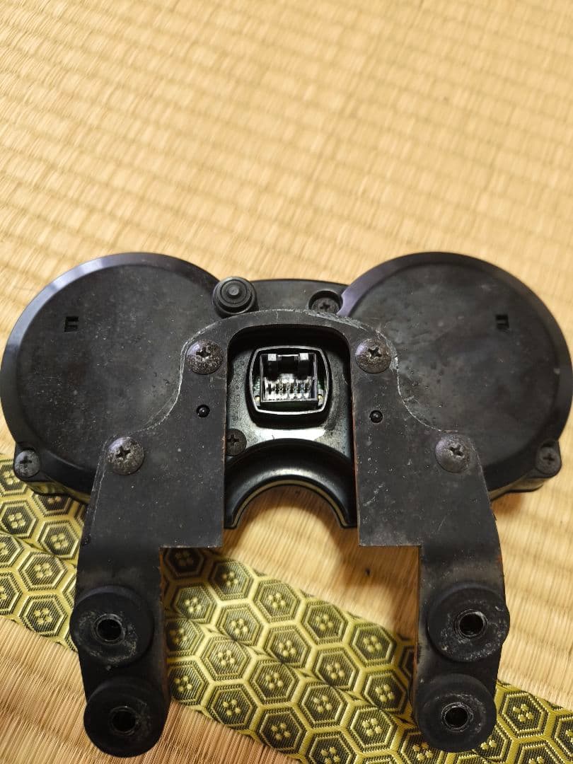 W650 純正　スピードメーター　バイクメーター 回転数計 速度計