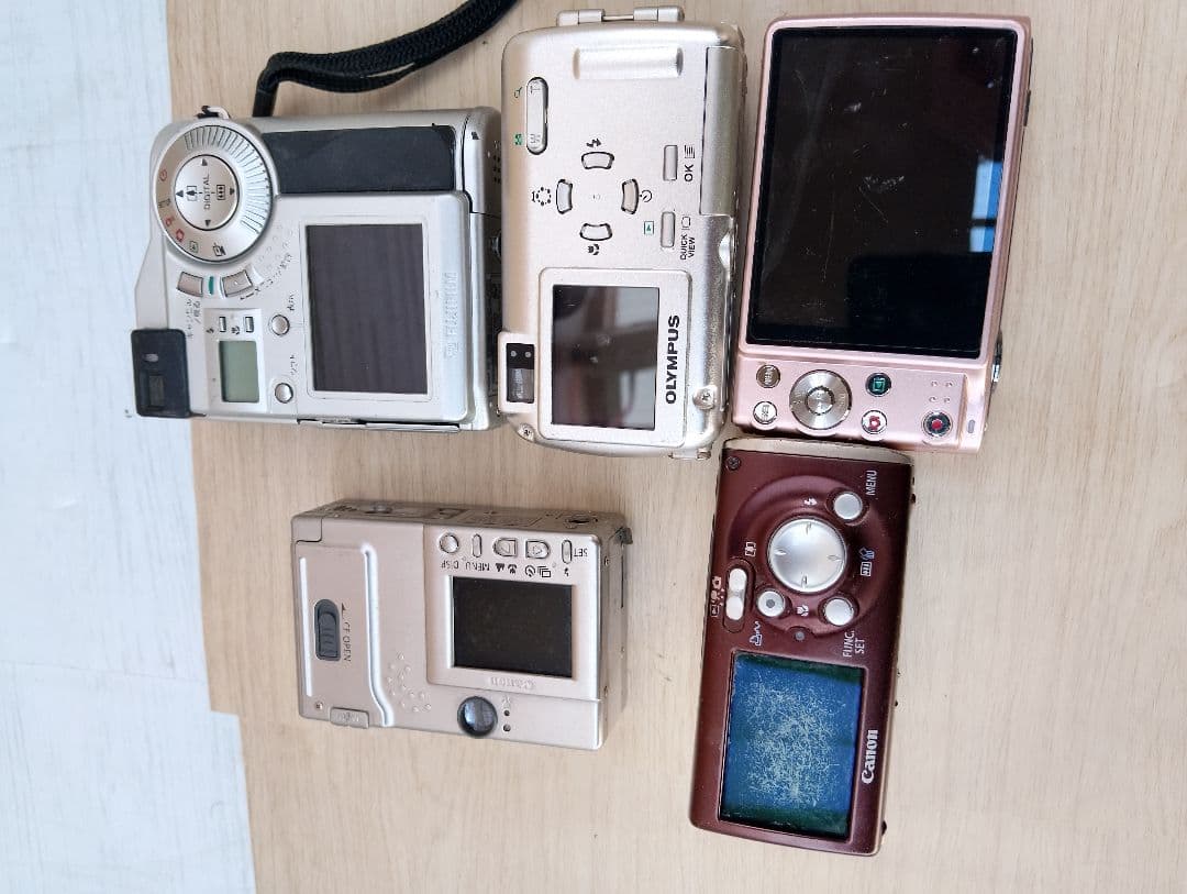 Canon IXY DIGITAL などまとめて5台ジャンク(よ13)