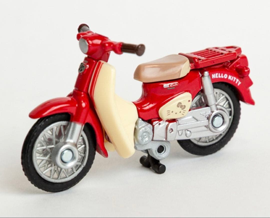 5台分！トミカ スーパーカブ × HELLO KITTY コラボモデル！