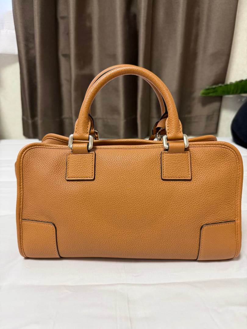 ロエベ アマソナ28 キャメル系