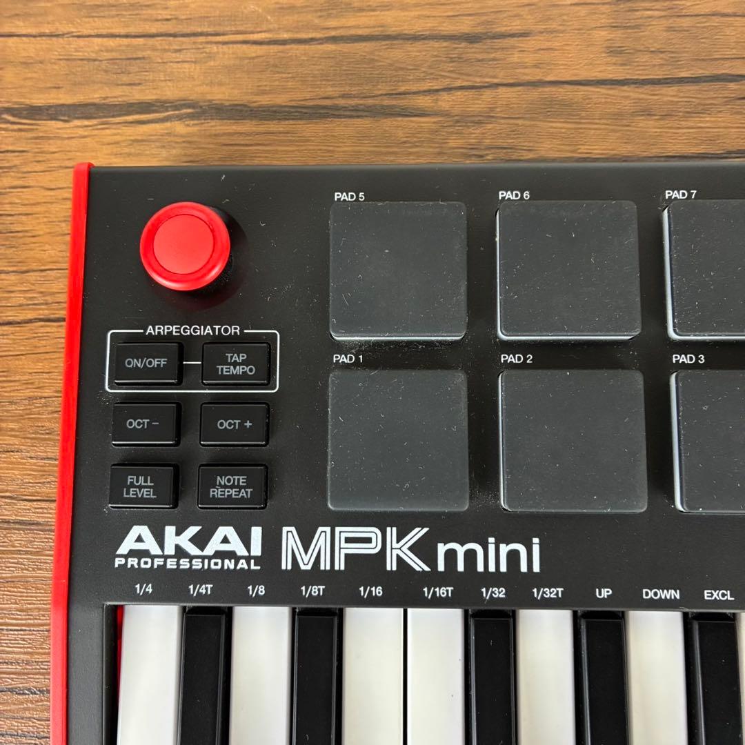 【美品】AKAI MPK mini MIDIキーボード