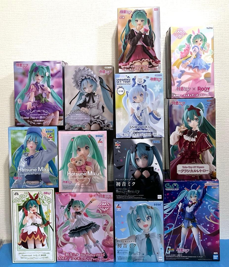 初音ミク　フィギュア　13体セット