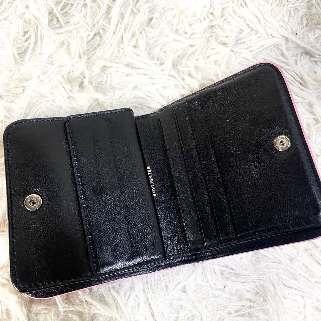 バレンシアガ　BALENCIAGA 二つ折り財布　クロコ　ピンク