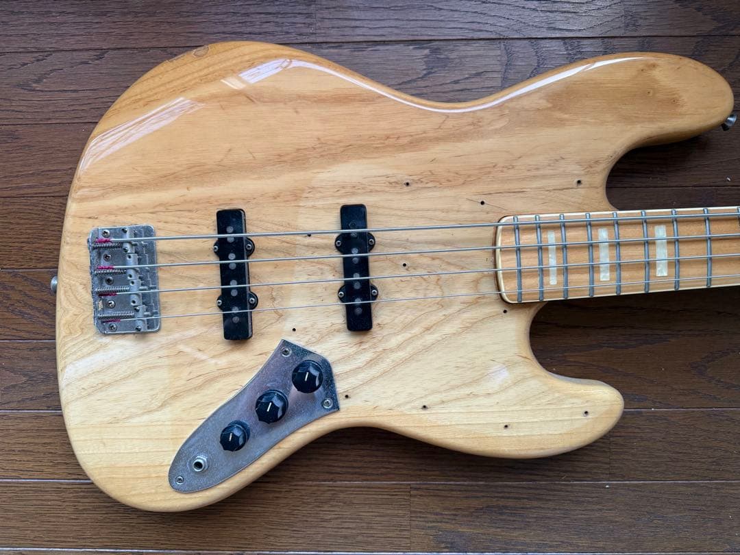 キ*イ様 Fender JAZZ BASS