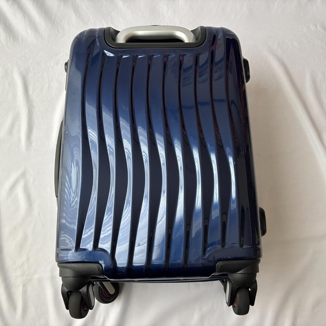 良品 フリクエンター WAVE スーツケース 静音 キャリーケース ネイビー