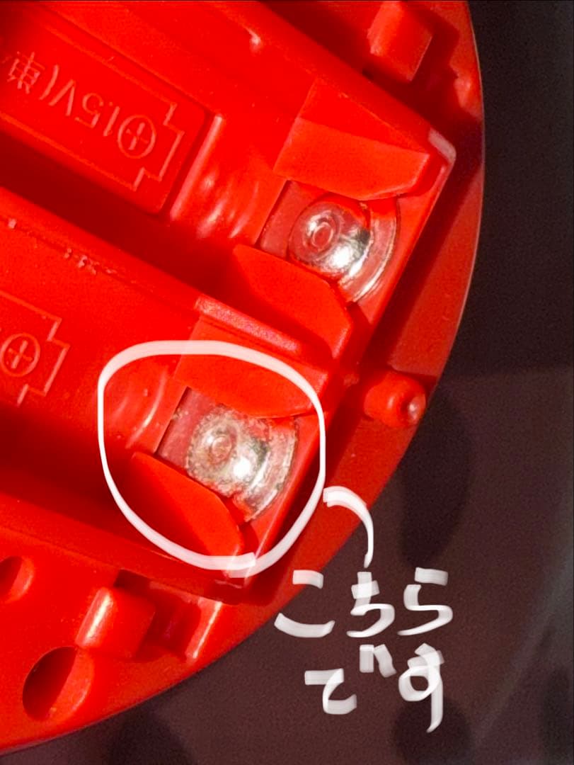 バンダイ たまごっち サンリオキャラクター 赤