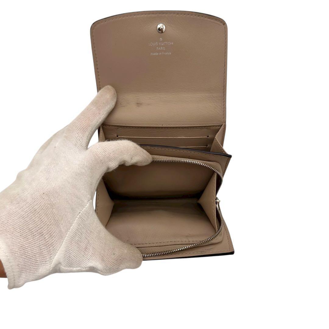 ルイヴィトン　マヒナ　ポルトフォイユ　イリス　コンパクト　ガレ　ベージュ　LV