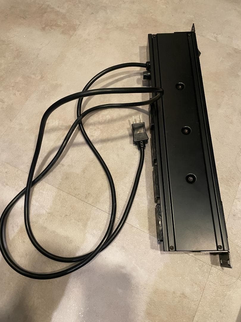 TASCAM パワーディストリビューター コンディショナー AV-P25RMK2