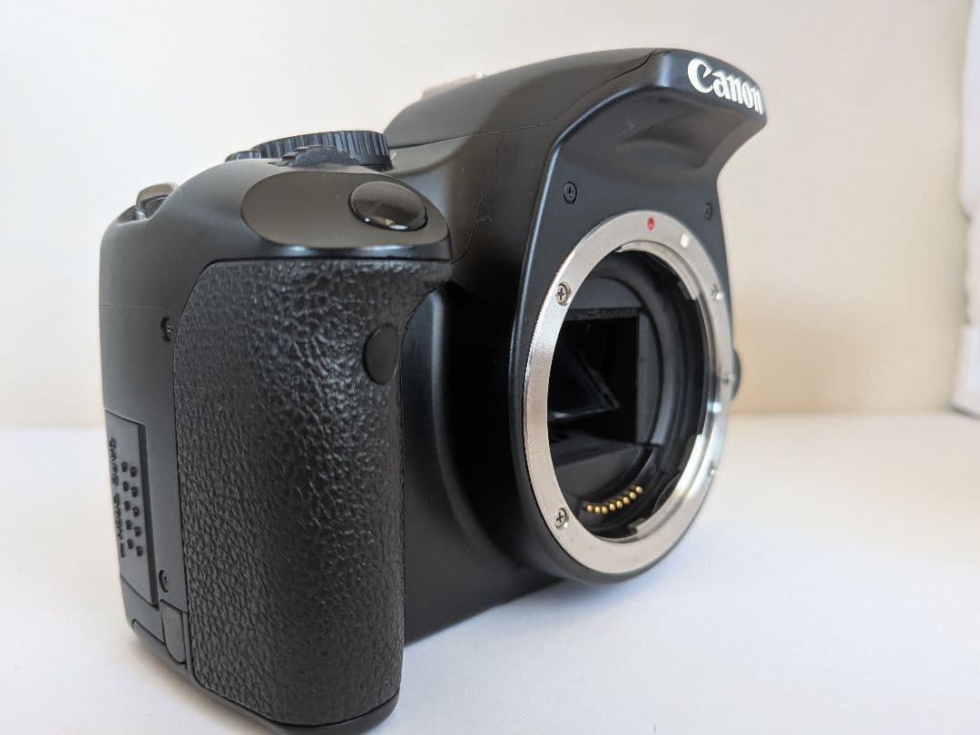 ♥美品 ショット数2079♥Canon EOS Kiss X2 デジタル一眼レフ