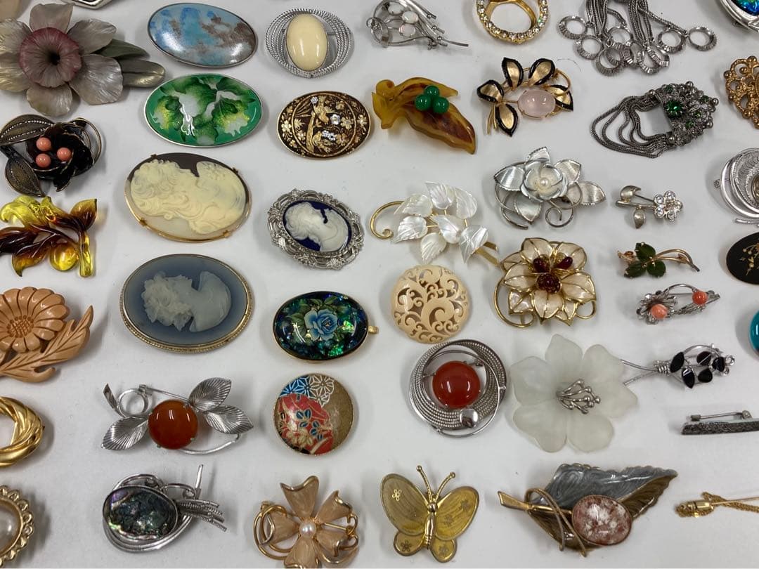 レディース　アクセサリー　プローチ　真珠　宝石　プローチ71点まとめ売り