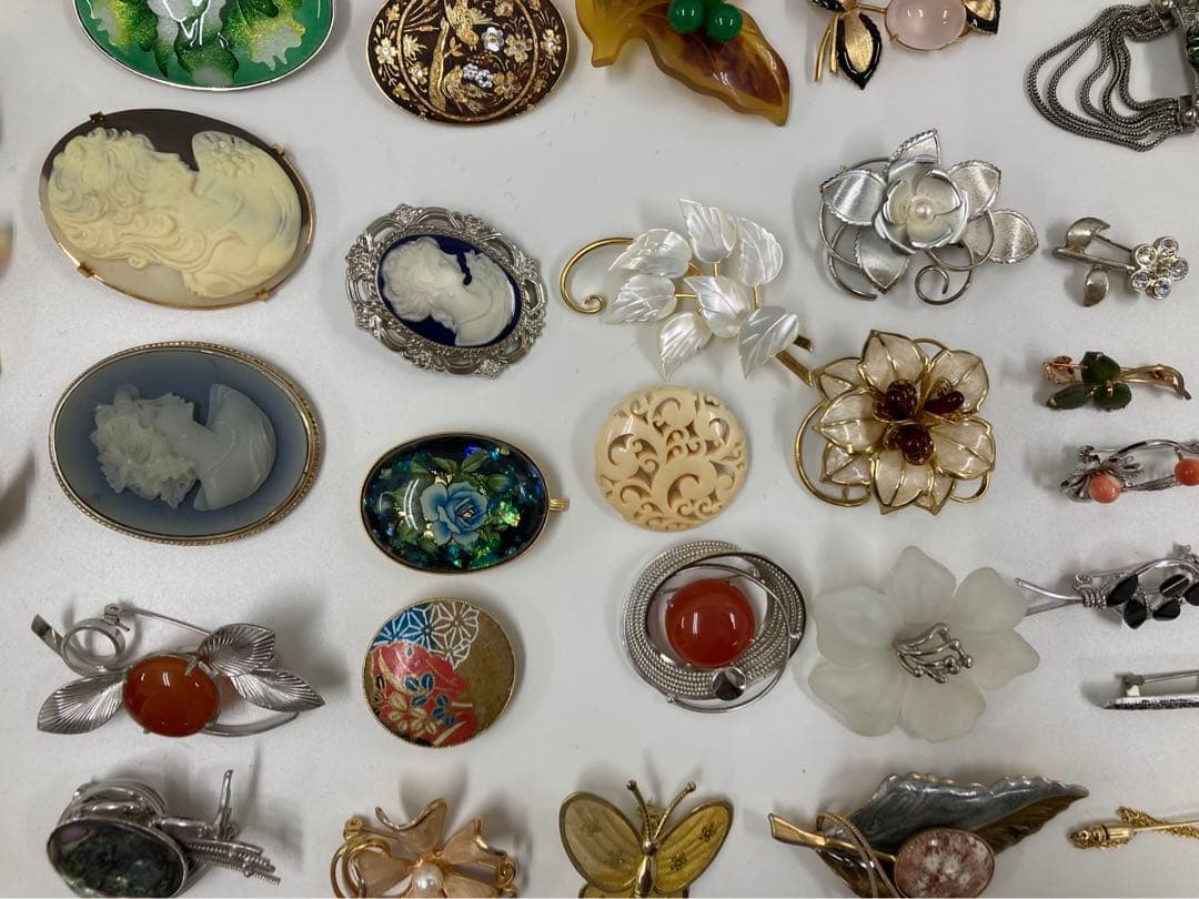 レディース　アクセサリー　プローチ　真珠　宝石　プローチ71点まとめ売り