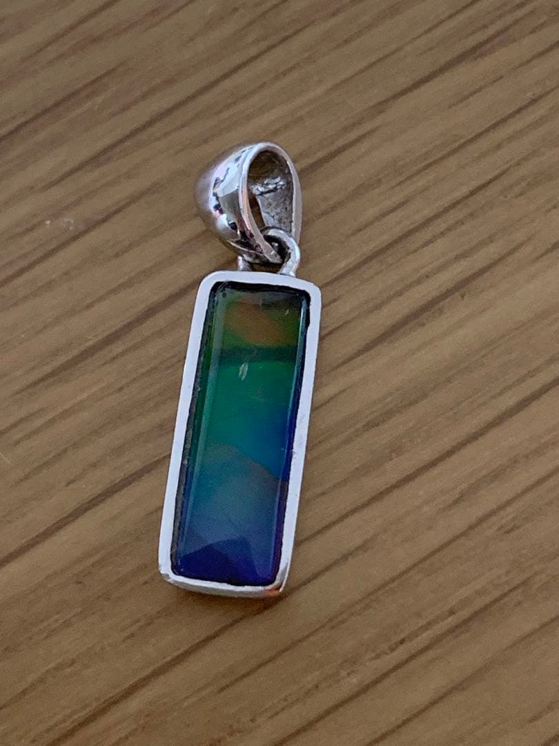 アンモライト　ペンダントトップ