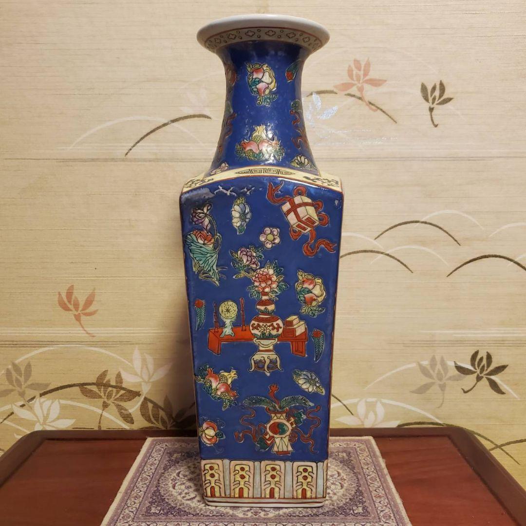 中国古玩　大清同治年製　色絵賢人武人図　角形花瓶　箱付き