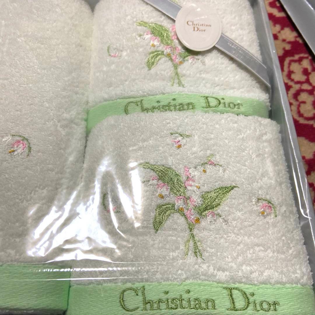 値下げ　クリスチャンディオールバスタオル　ChristianDiorタオル　石鹸