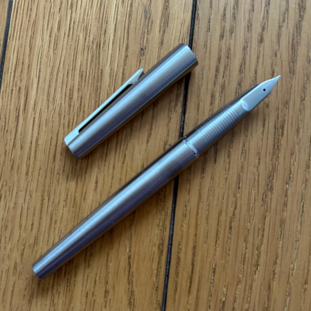 ◾️万年筆◾️昔の筆記用具◾️パイロット◾️PILOT◾️新品◾️未使用◾️換えインク付◾️昭和