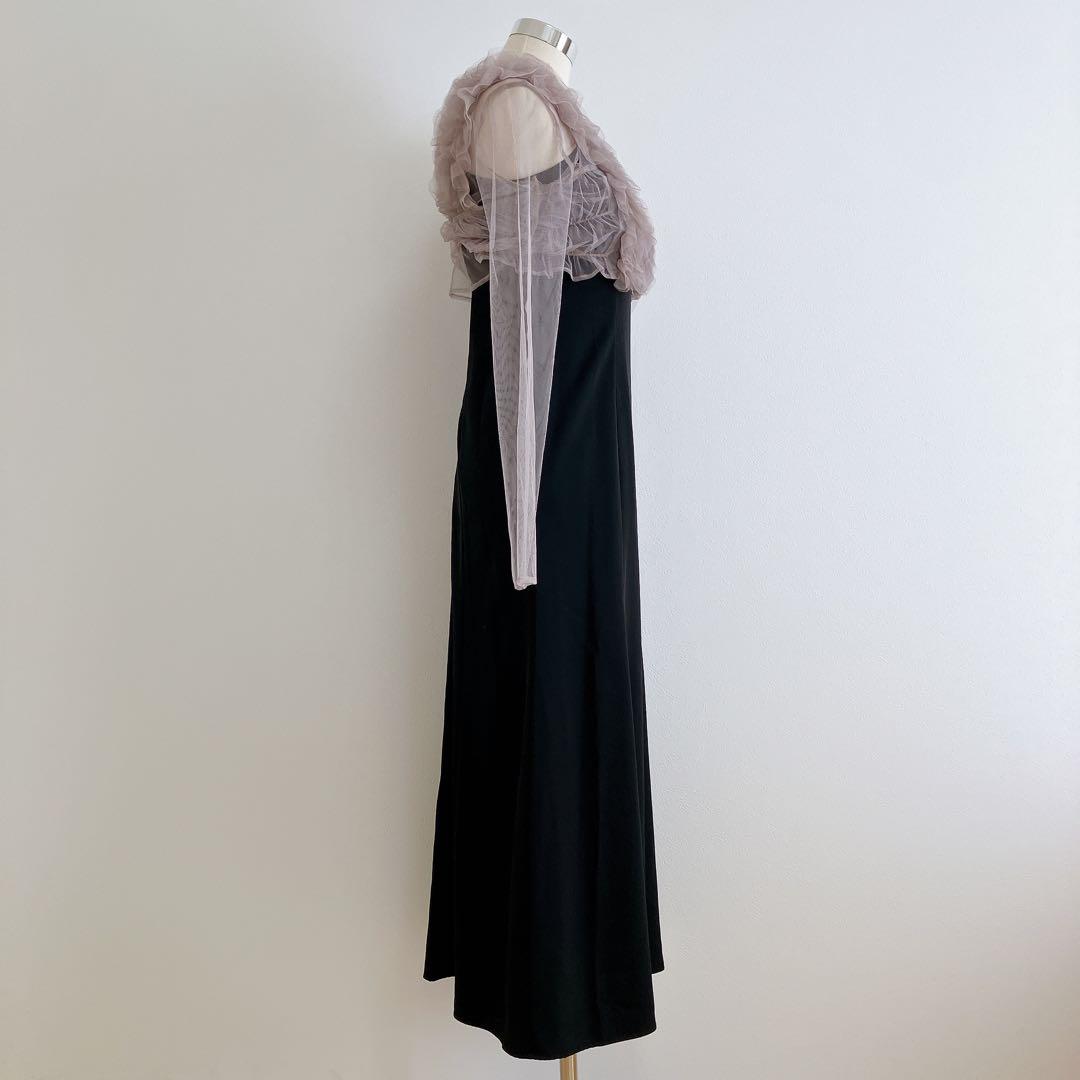 カナ　ニアナ　アトロ　ブラック系　チュールボリュームフリルベストシアートップス