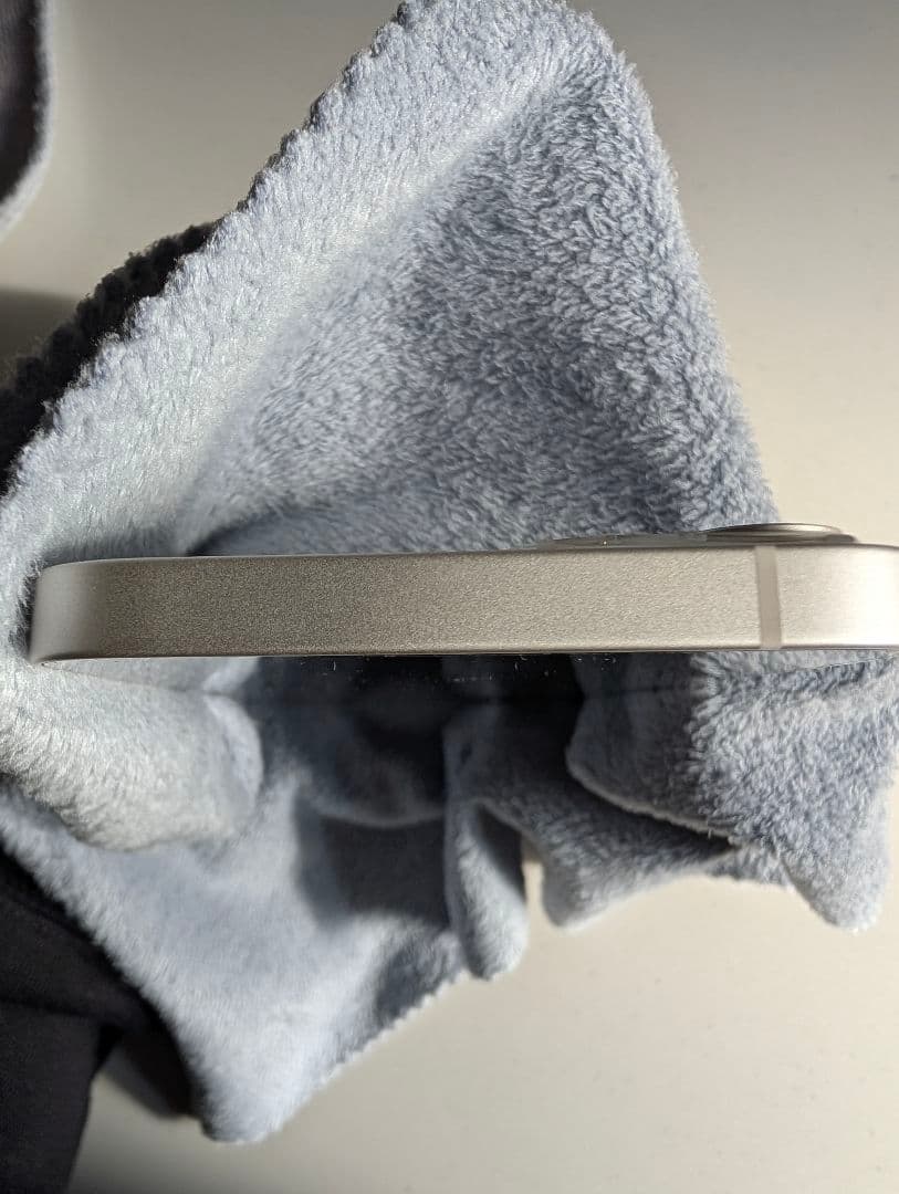 Apple iPhone 13 ホワイト256GB 本体