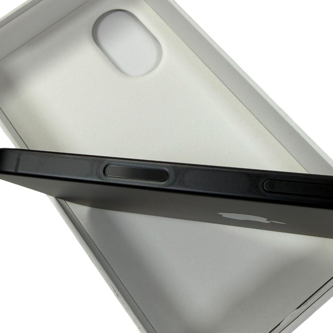 【美品】iPhone16 ブラック128GB SIMフリー 電池96% 延長保証