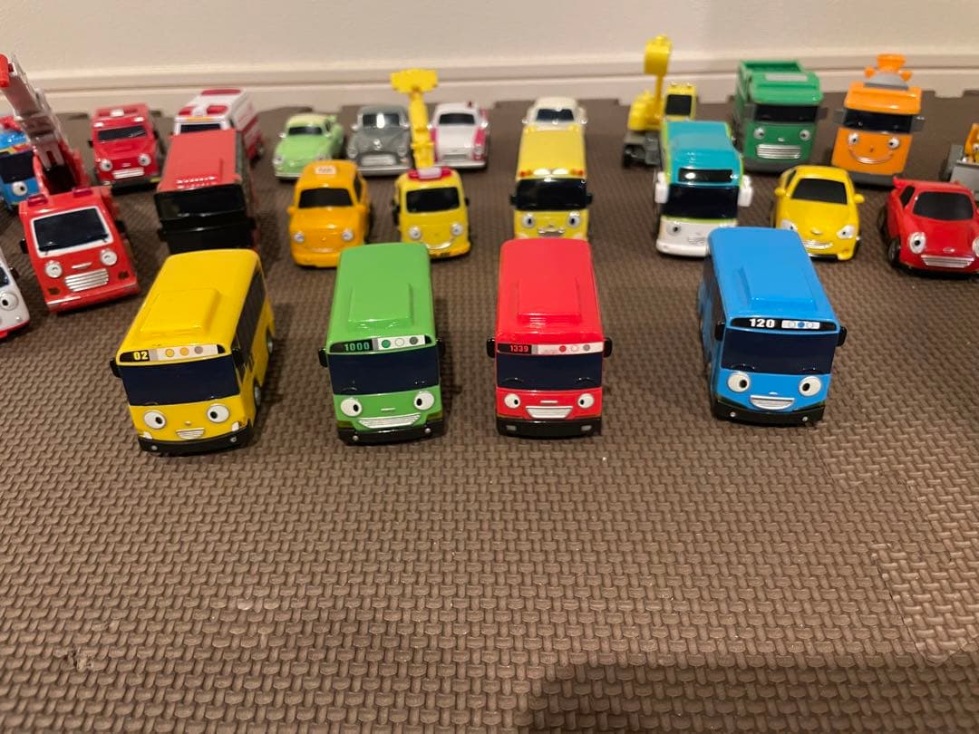 ちびっこバス タヨ　30台セット