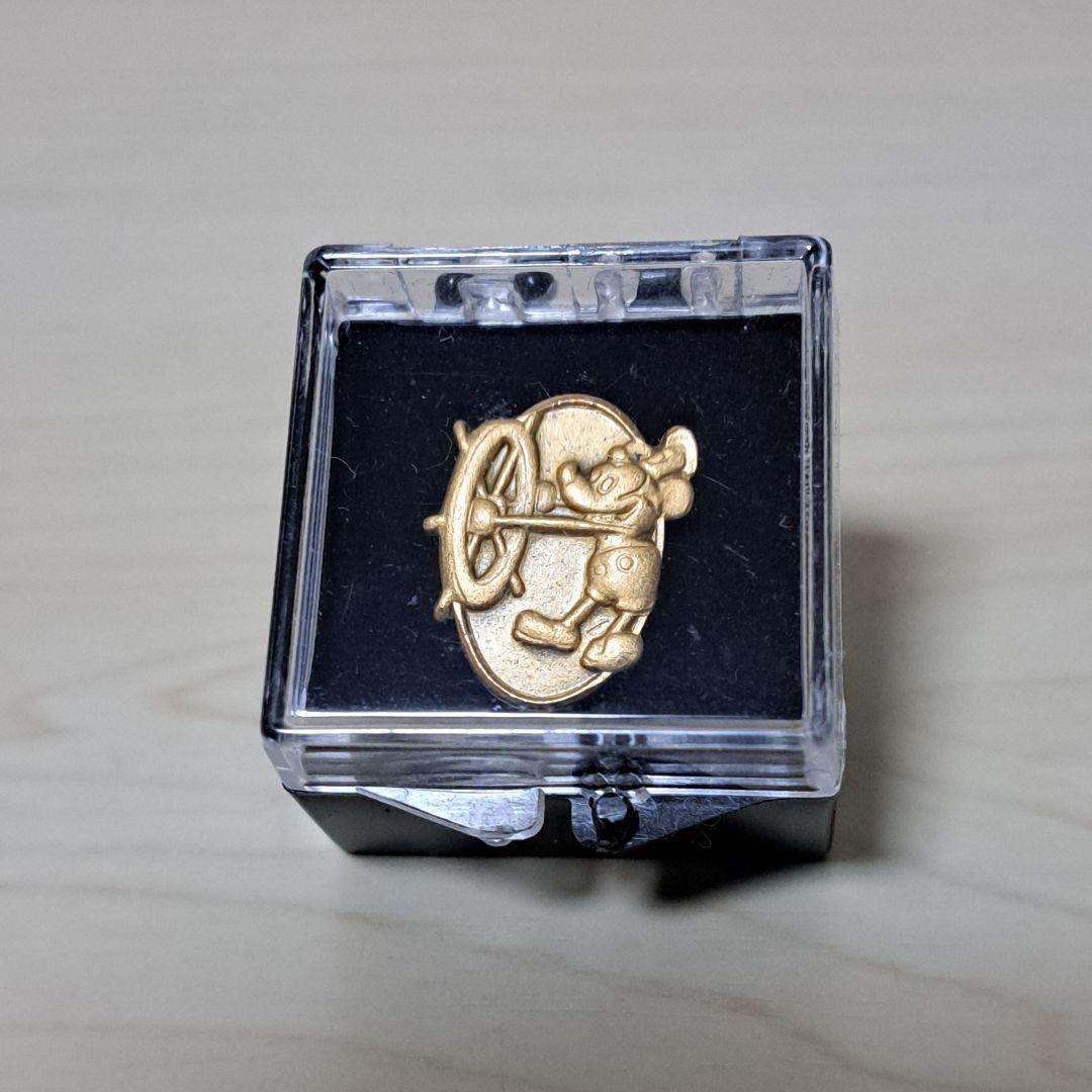 【非売品•レア】 東京ディズニーランド キャスト 勤続1年記念ピンバッジ