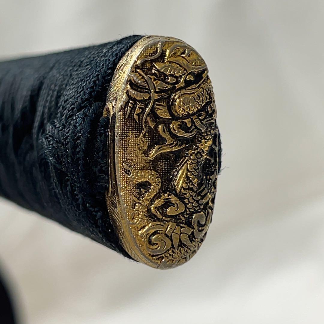 【模造刀】太刀 鉄鍔 透かし樋入り 全長102.0センチ 日本刀 刀剣 黒鞘