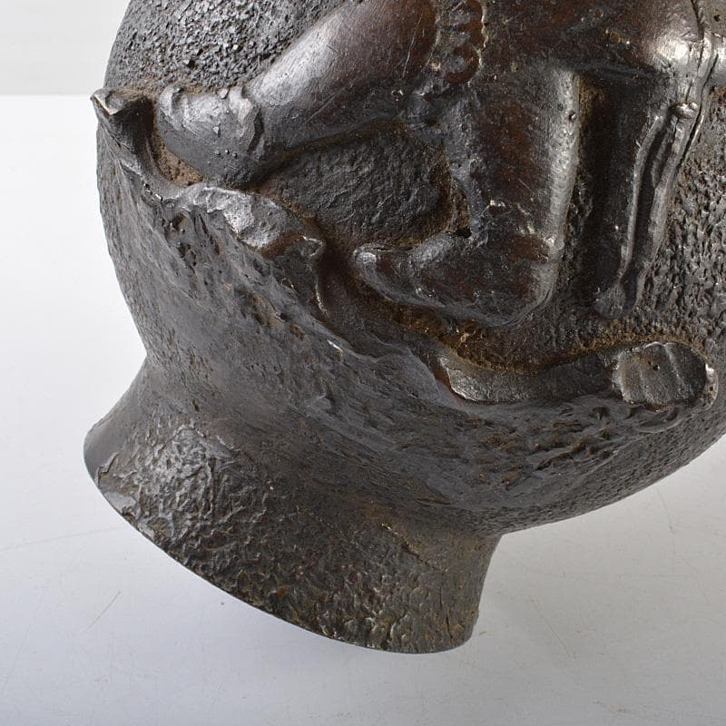 中国　古銅　人物文　双獣耳瓶　重さ約1709g　V　R6196