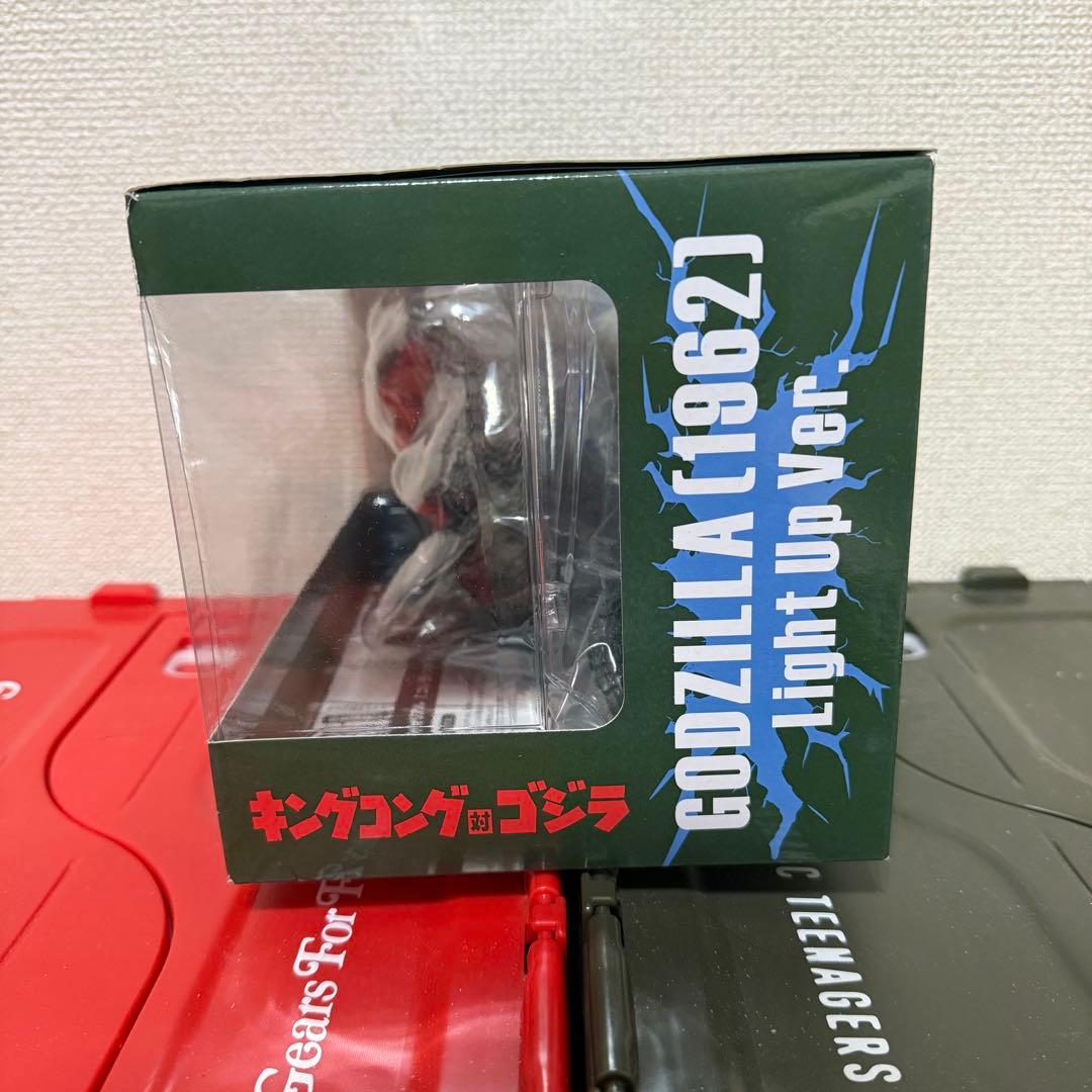 デフォリアル　ゴジラ(1962) 発光var.