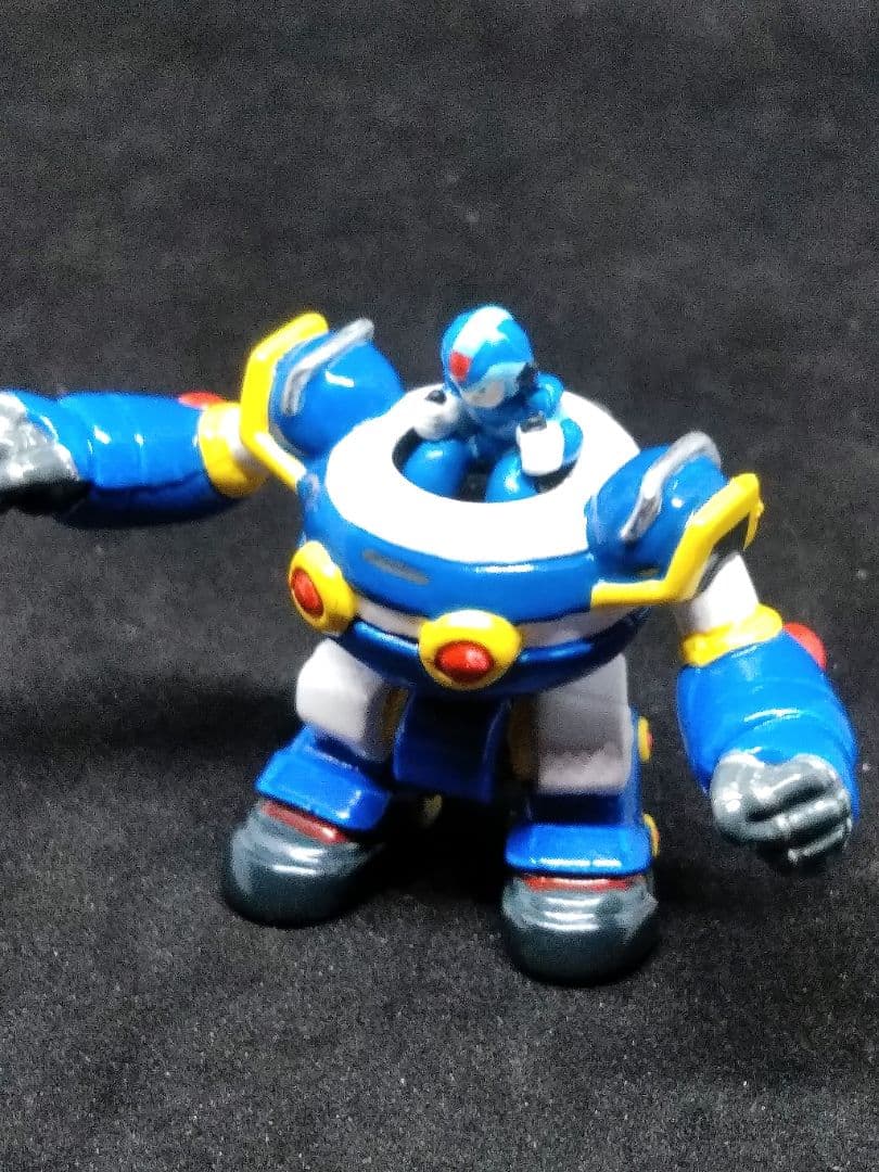 【超希少】ロックマン フィギュア 消しゴム ライドアーマーキメラ　塗装品