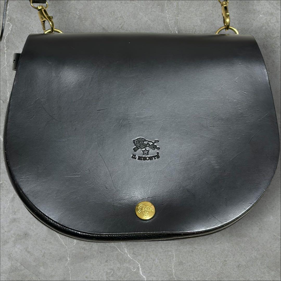 ILBISONTE イルビゾンテ　ブラック　レザー　ショルダーバッグ