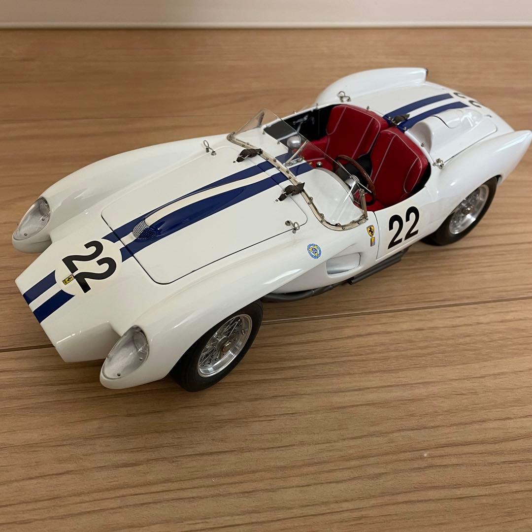1/18CMC Ferrari 250 TestaRossa (絶版・未展示)