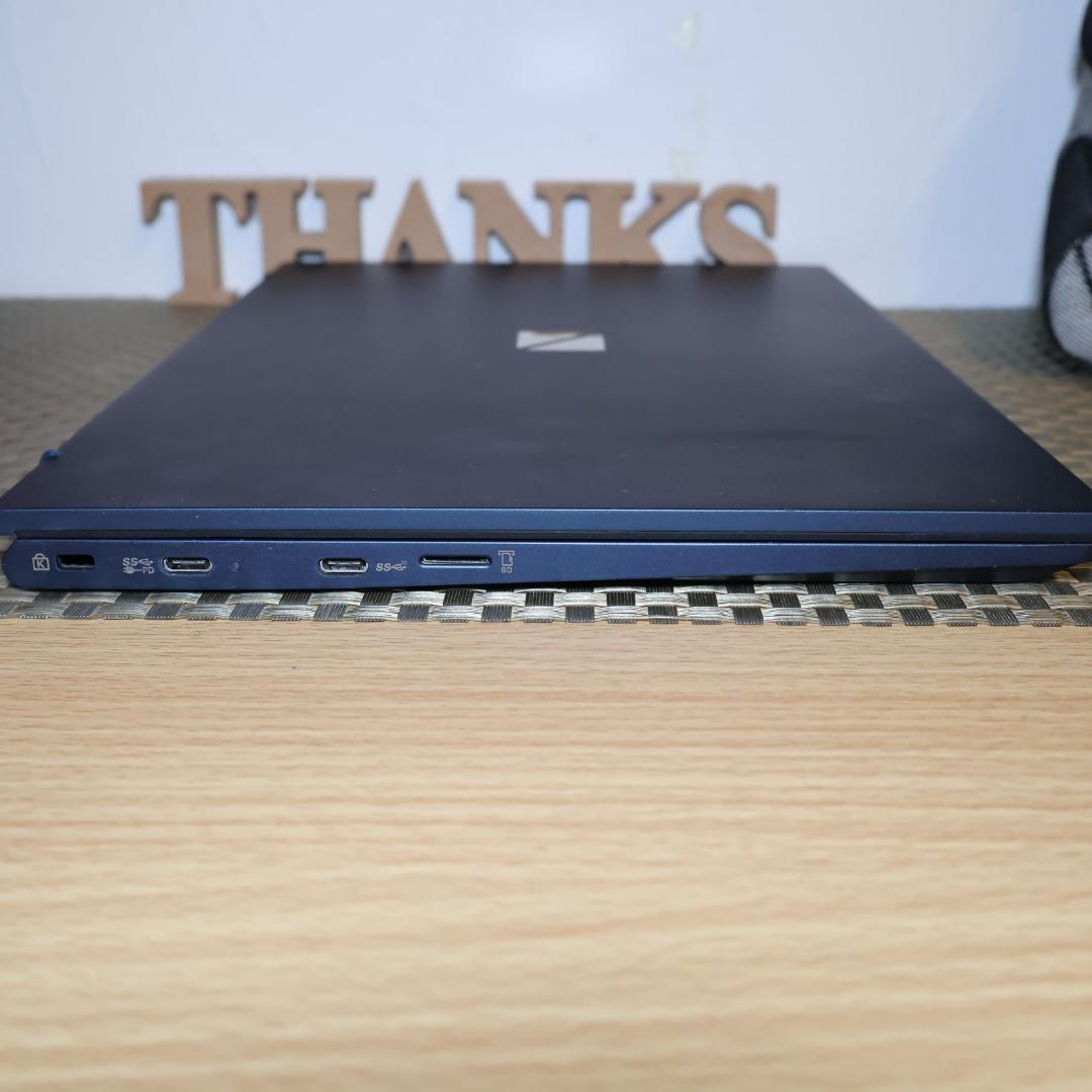 Win11公式対応10世代i5/メモリ8G/新品SSD/無線/カメラ/TypeC