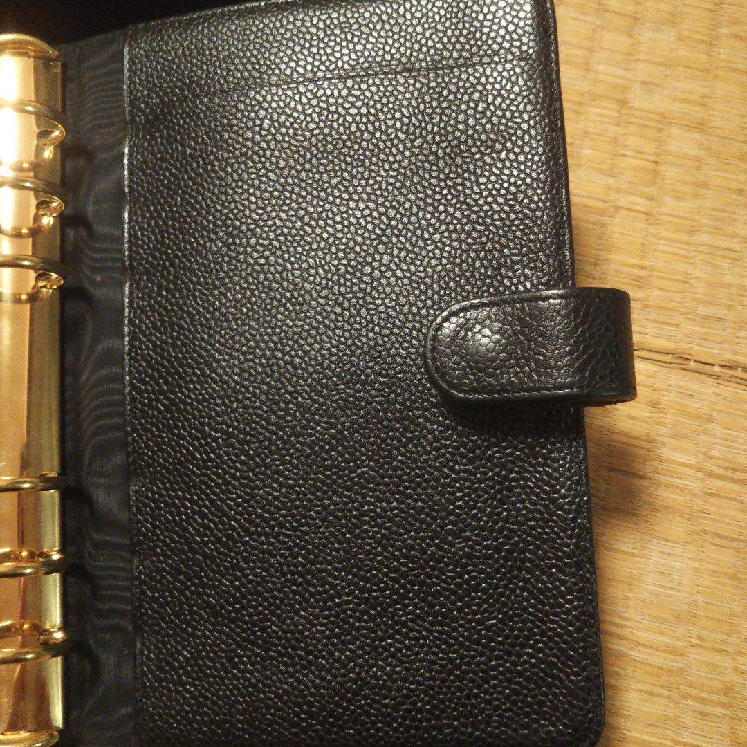 使用頻度少し CHANEL キャビアスキン 手帳