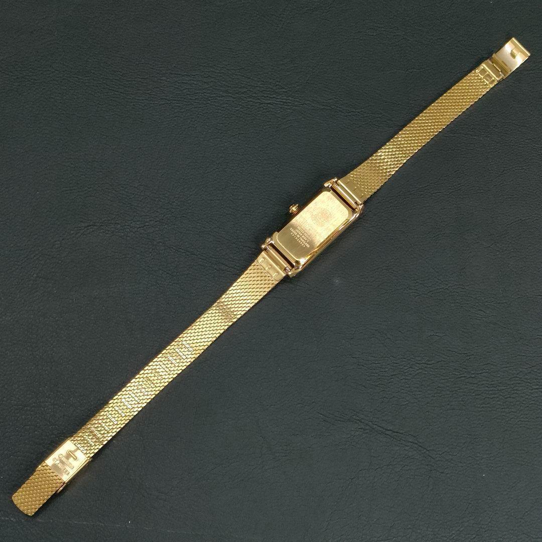 極美品　CITIZEN　シチズン　スクエア　ゴールド　ホワイト　ソーラー　腕時計