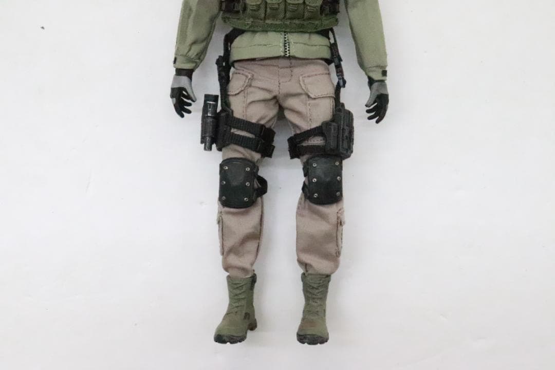 バイオハザード クリス フィギュア 29-JD0123-25