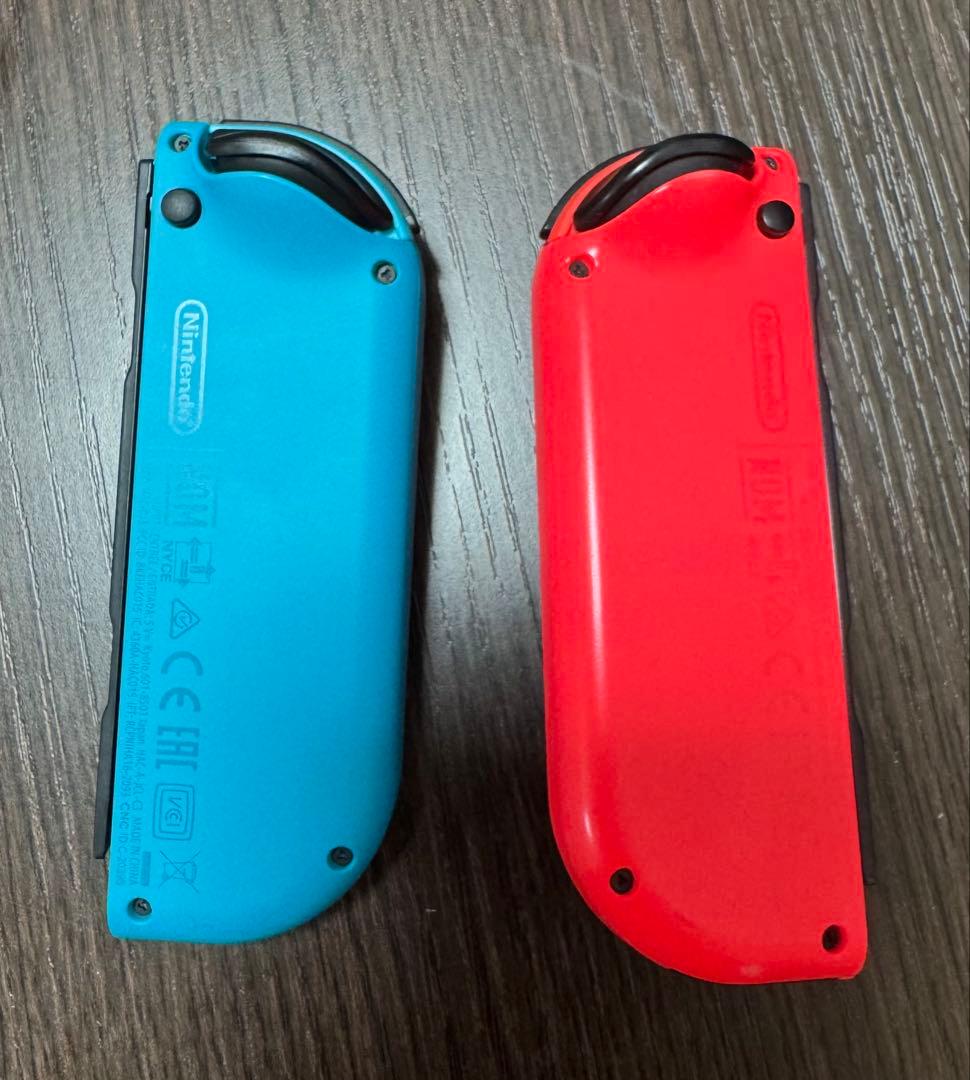 【初期化済】Nintendo Switch本体とJoy-Con2本のみ