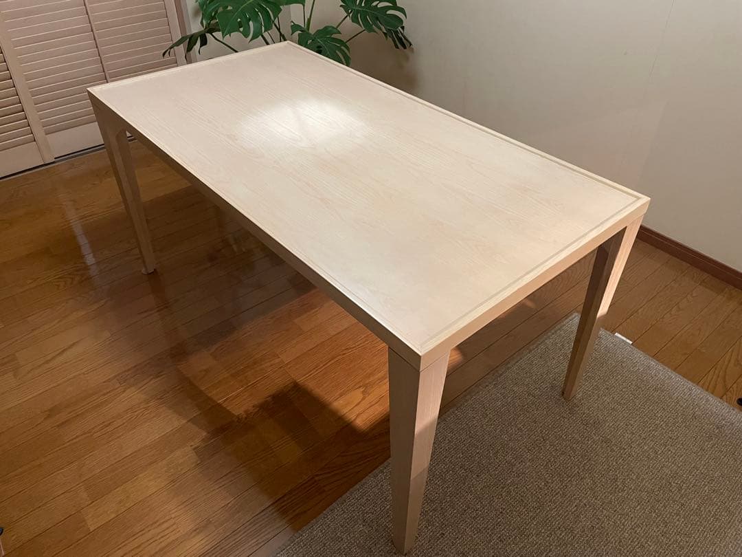 FLYMEe Vert（フライミー ヴェール）　ダイニングテーブル 145