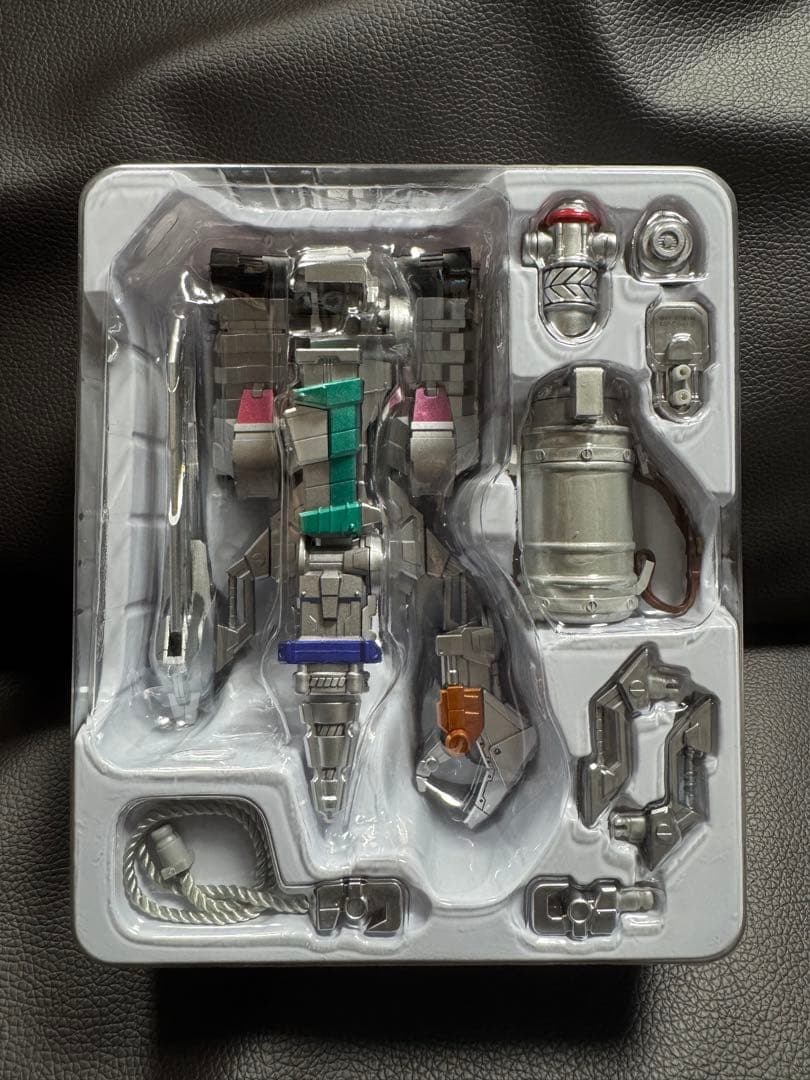 真骨彫製法 仮面ライダーバース　CLAWs・サソリ　おまけ付き