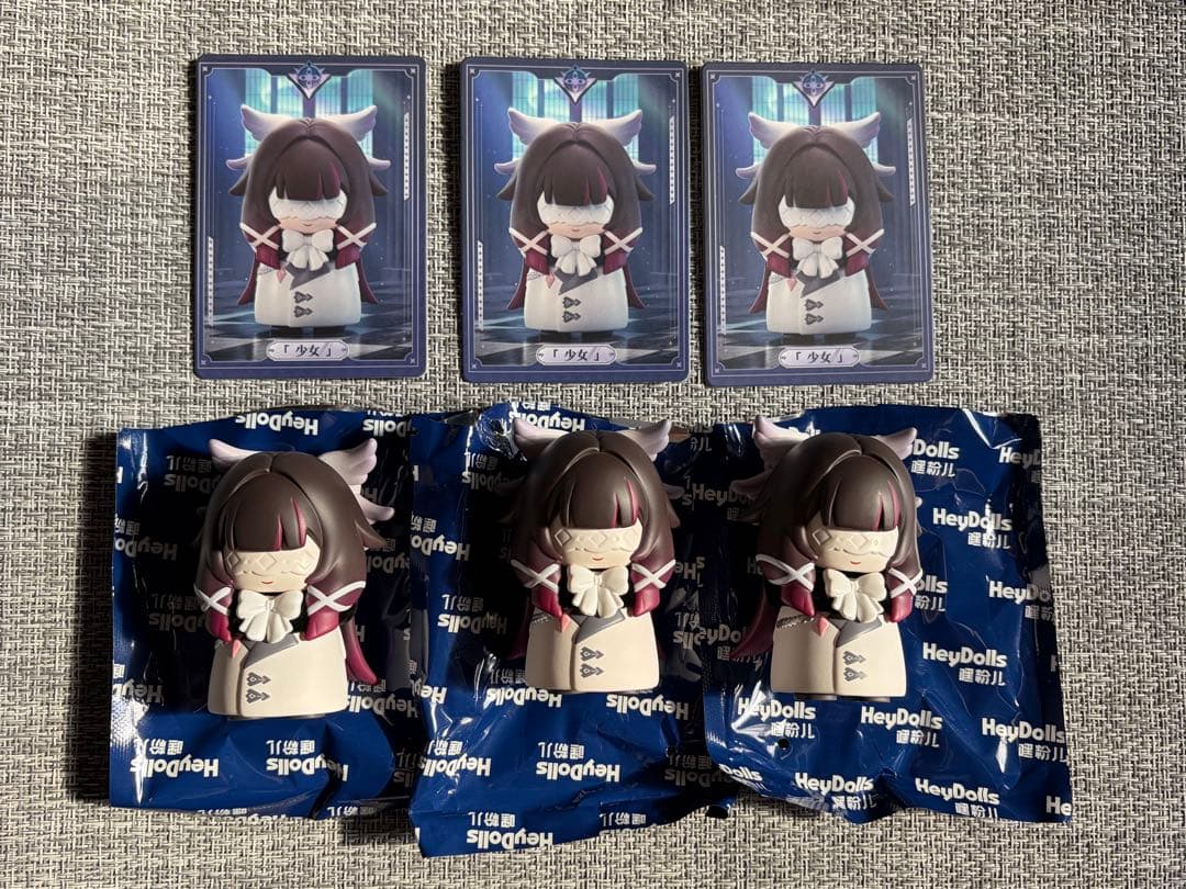 原神 厳霜と狂焔 霜痕と権焔 執行官 ミニフィギュア コロンビーナ