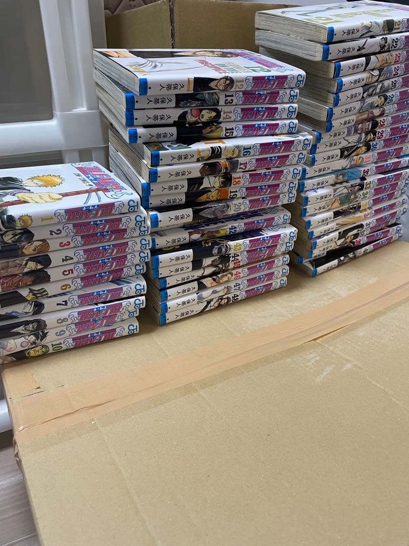NARUTO 1-72巻、BLEACH 1-48巻【11巻無】119巻　まとめ売