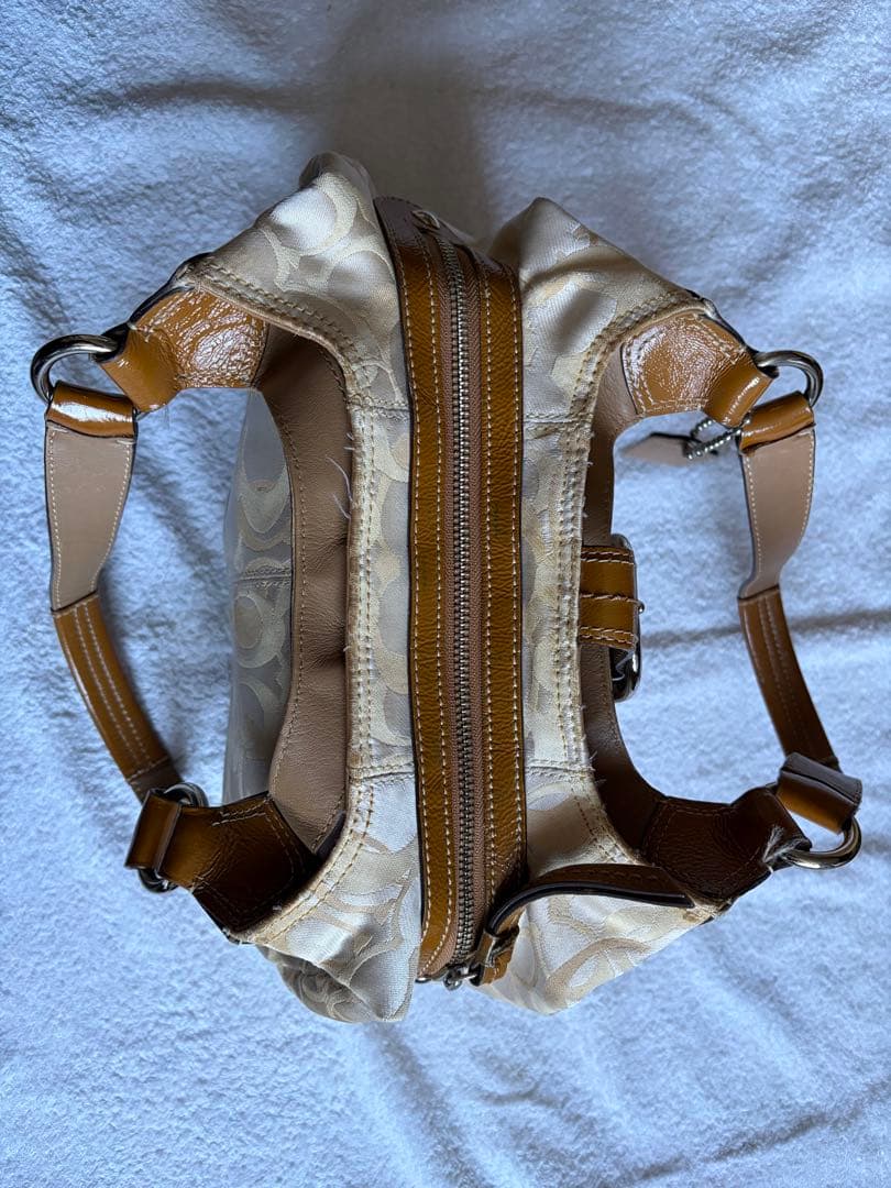 COACH アイボリー/ブラウン ショルダーバッグ真品保証